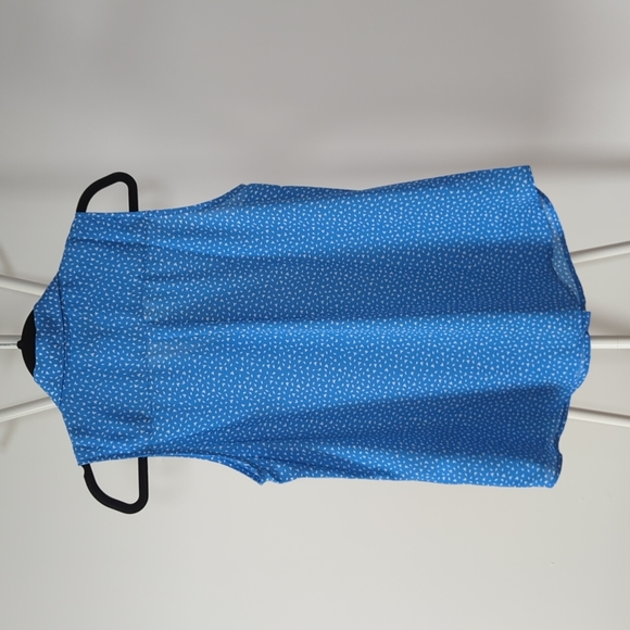 Banana Republic Sleeveless Top, Medium, Light Blue with white pattern - Picture 3 of 3